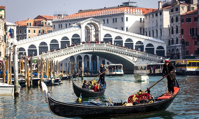 I cambiamenti climatici mettono a rischio Venezia e altri patrimoni Unesco